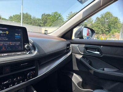 2023 Nissan Rogue AWD SV *Ltd Avail*