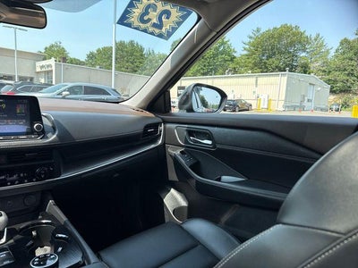 2023 Nissan Rogue AWD SV *Ltd Avail*