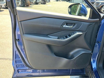 2023 Nissan Rogue AWD SV *Ltd Avail*