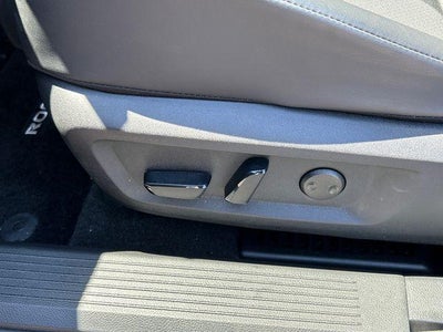 2023 Nissan Rogue AWD SV *Ltd Avail*