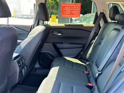2023 Nissan Rogue AWD SV *Ltd Avail*