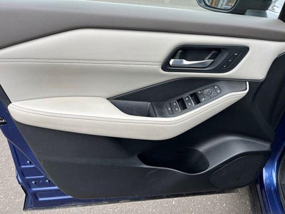 2022 Nissan Rogue AWD SL