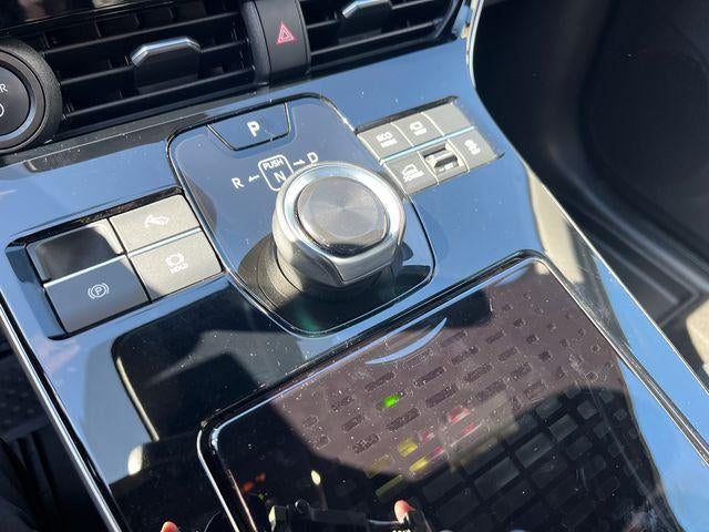 2023 Toyota bZ4X Limited AWD (Natl)