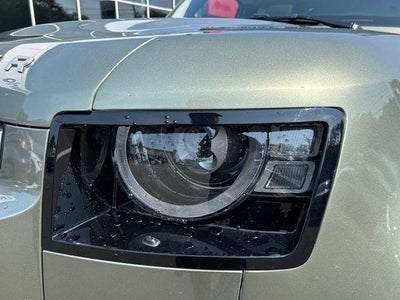 2025 Land Rover Defender 110 P300 S