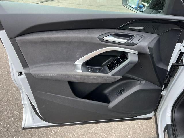 2025 Audi SQ5 Premium Plus 3.0 TFSI quattro