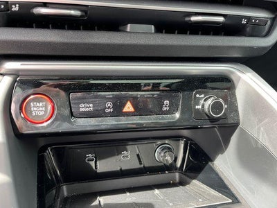 2025 Audi SQ5 Premium Plus 3.0 TFSI quattro