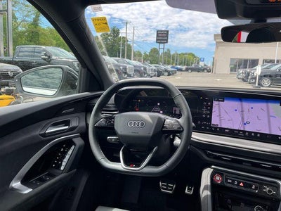 2025 Audi SQ5 Premium Plus 3.0 TFSI quattro